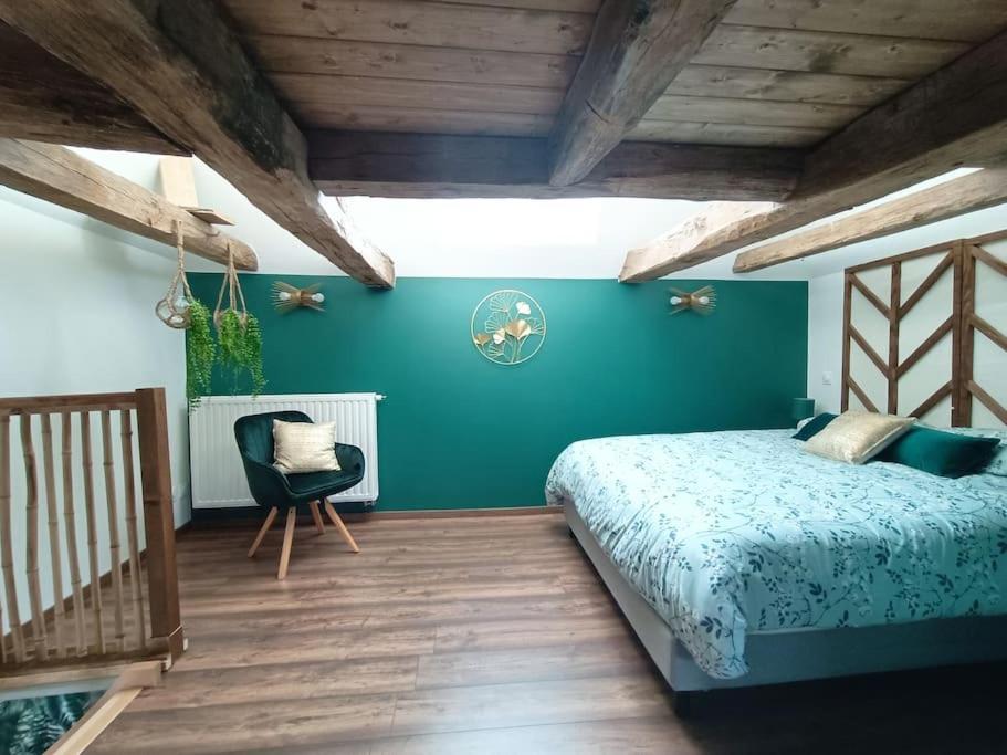 Appartement Independant La Tour Des Tuileries Aydoilles Eksteriør billede