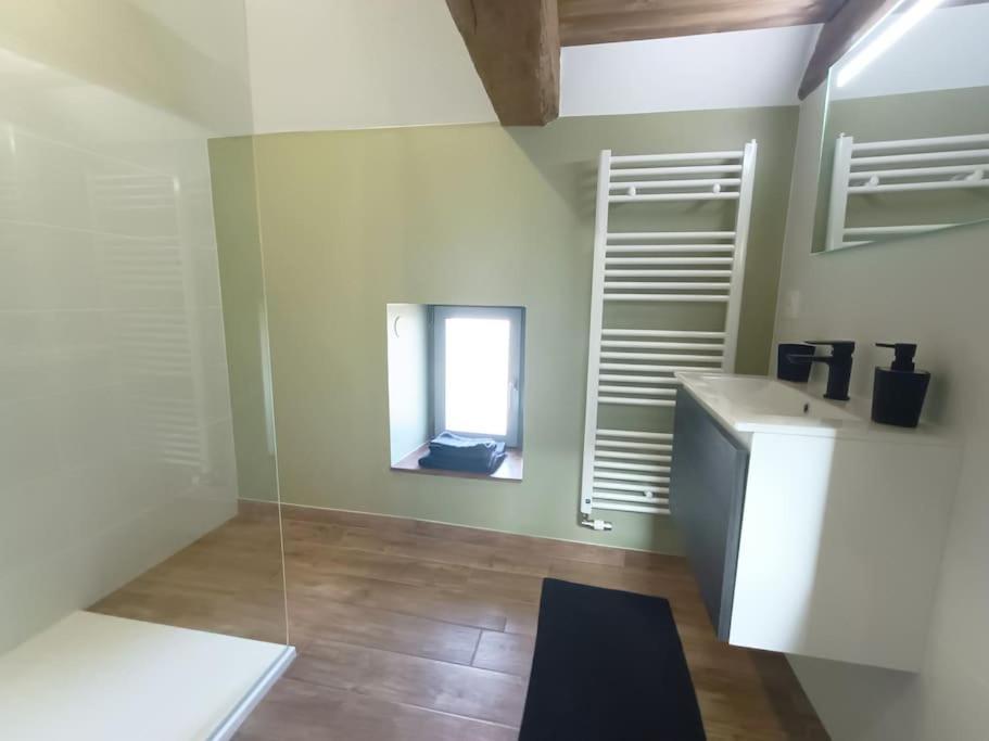 Appartement Independant La Tour Des Tuileries Aydoilles Eksteriør billede